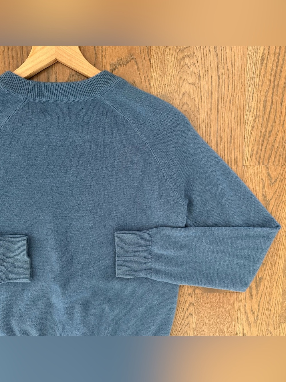 Quince Mongolian Shrunken Cashmere Sweatshirt in Cornflower Blue Extra Small - Picture 11 of 11